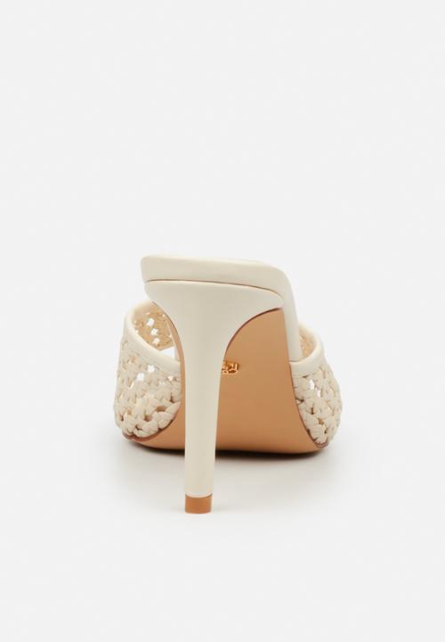 Miss Black - Nelly 8 macrame heel - ivory
