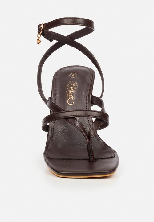 Miss Black - Razz 3 ankle-strap toe thong heel - chocolate