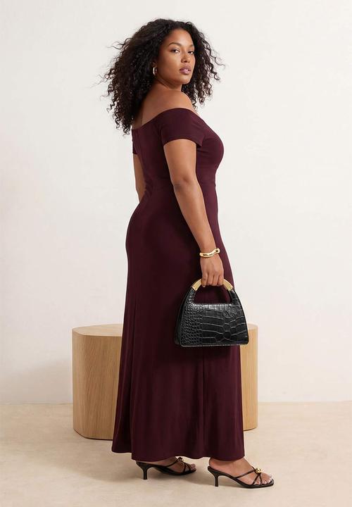 Trendyol - Plus carmen collar stretchy knitted maxi shift dress - brown