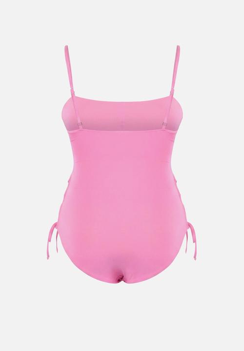 Trendyol - Strapless covered ribbed swimsuit - pink