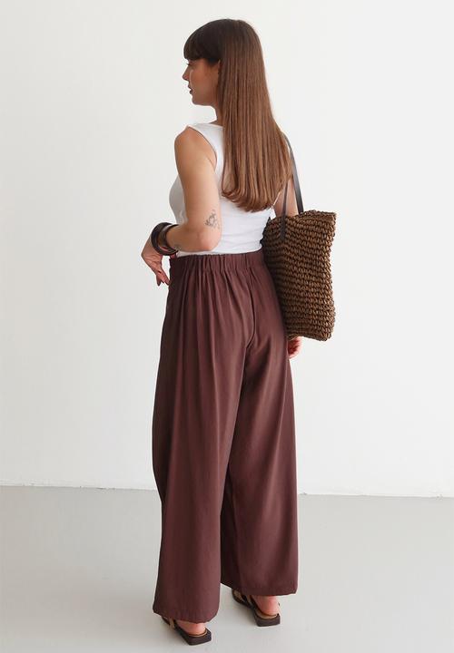 Trendyol - Wide-Leg Trousers with Closure Detail - Brown