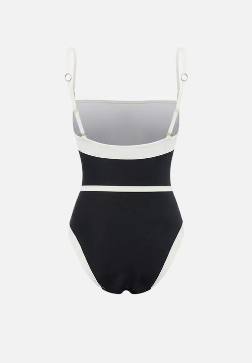 Trendyol - Strapless swimsuit - black