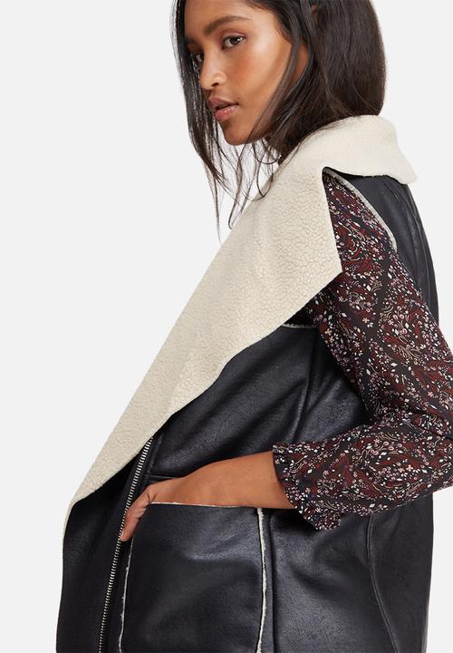 Vero Moda - Smile waistcoat
