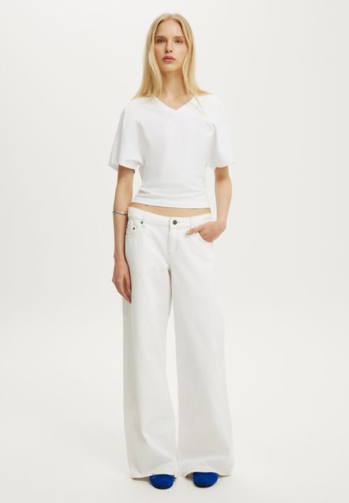 Cotton On - Blair Batwing V Neck - White