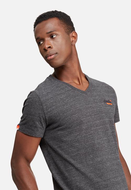 Superdry. - Orange label vintage embroidery vee tee