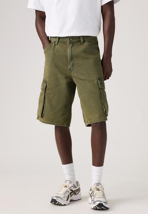 Levi’s® - 478 BAGGY CARGO SHORTS - 001GU-0015 FOREST BADGE OD SHORTS