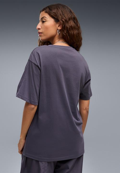 PUMA - Ess Relaxed Tee - Inky Depths