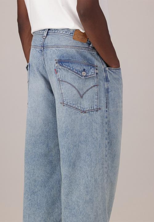 Levi’s® - Twisted baggy wide jean - with a twist