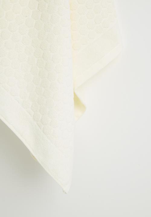 Pop Candy - Honeycomb pattern bath towel - pale yellow
