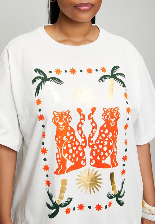 Me&B - Plus Statement Tee With Moroccan Cheetah - White