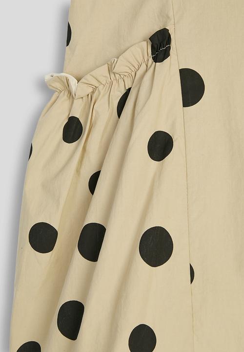Pop Candy - Macro dot printed dress with stylized pockets - cappucino