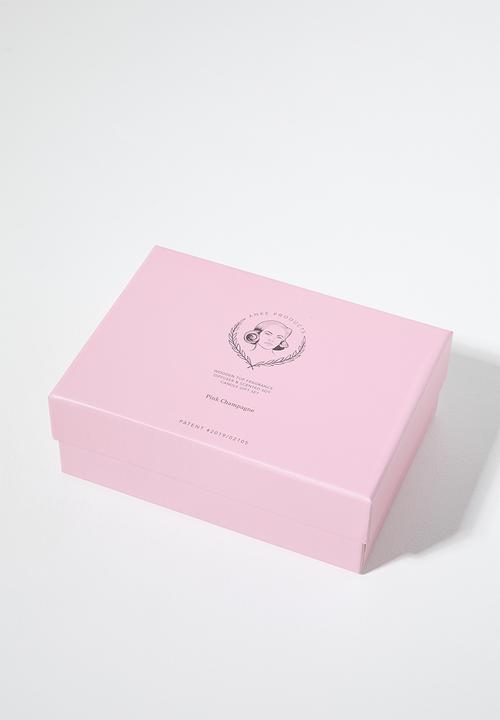 Anke Products - Pink champagne diffuser & candle gift set