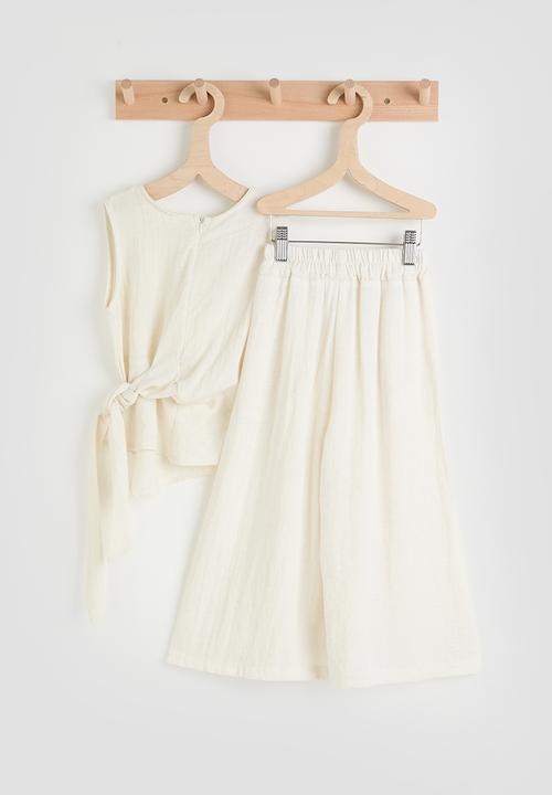 Pop Candy - Wrap-around top with wide leg pants - off white