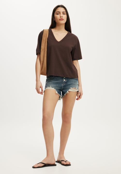 Cotton On - The Slub V Neck Tee - Washed Dark Oak