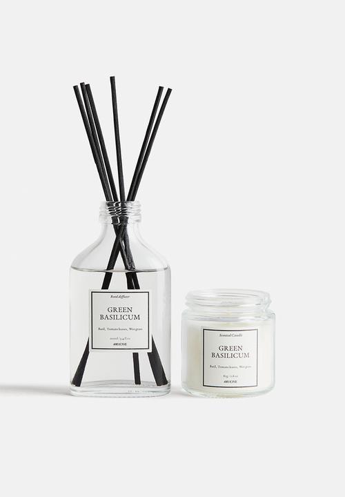 H&M - Scented candle in glass holder - green basilicum