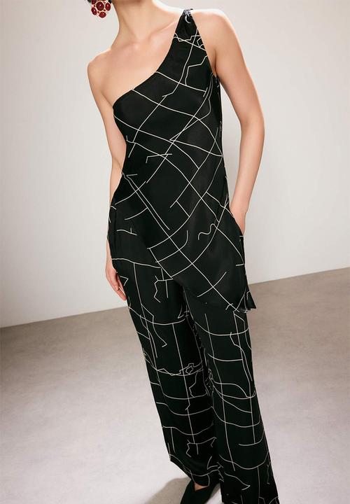 Trendyol - Asymmetric Patterned Satin Blouse - Black
