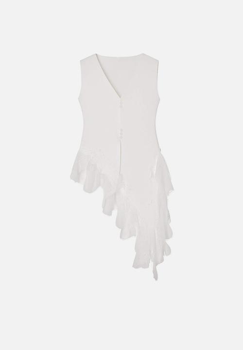 Trendyol - V-Neck Lace Detail Knit Blouse - Ecru