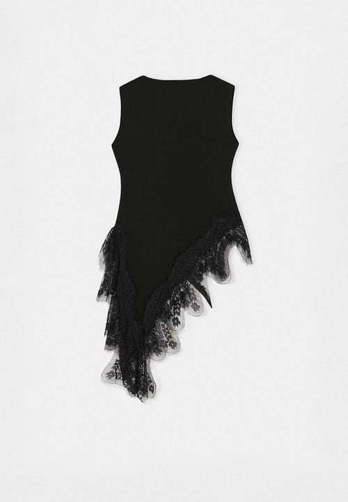 Trendyol - V-Neck Lace Detail Knit Blouse - Black