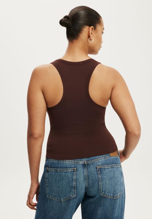 Cotton On - Hold Me Scoop Neck Racerback Tank - Dark Oak