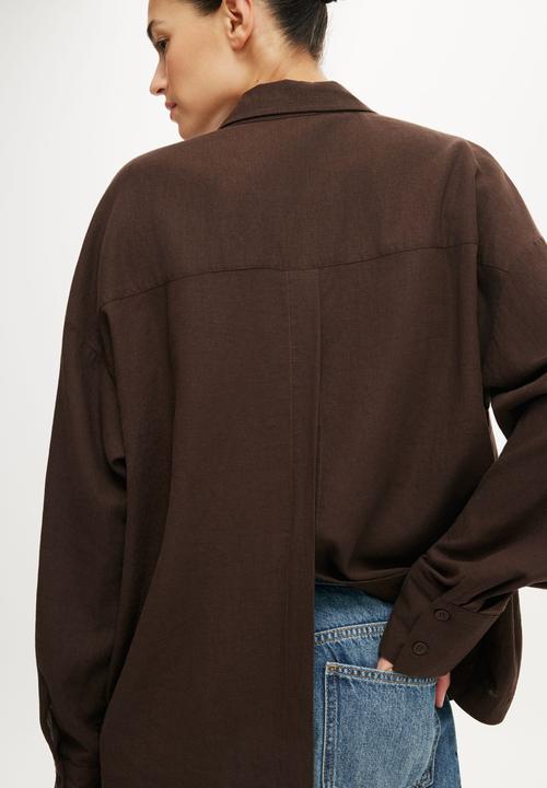 Cotton On - Haven Relaxed Long Sleeve Shirt - Dark Oak