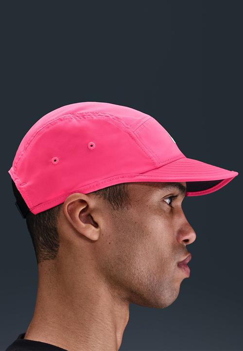 Nike - Dri-FIT swoosh cap - hyper pink
