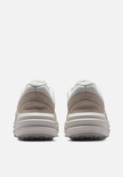 Nike - NIKE 24.7 SNEAKER