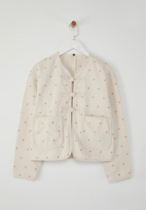 Trendyol - Sustainable Heart Embroidered Denim Jacket - Ecru