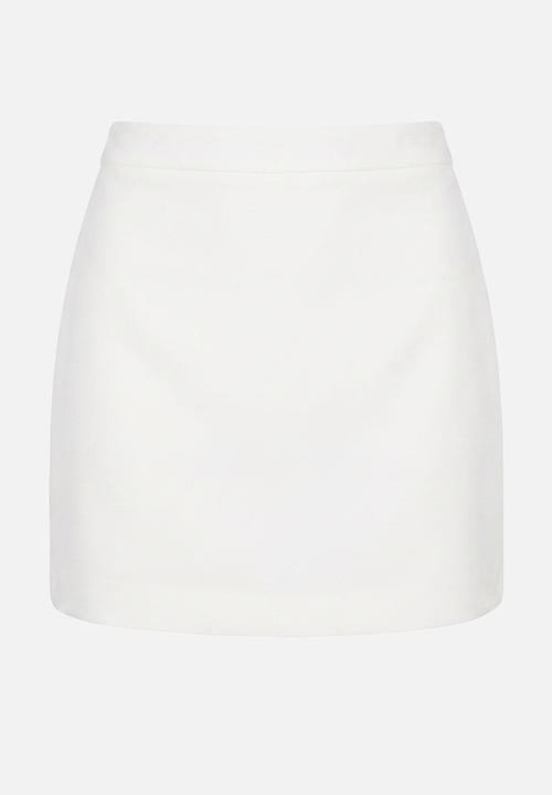 Forever New - Claire mini skort in porcelain
