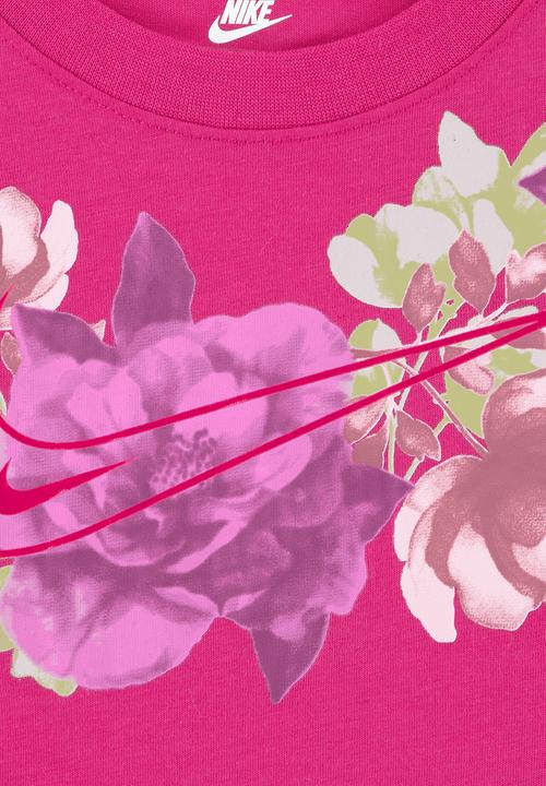 Nike - Nkg Move With Nature Ss Tee - Vivid Pink