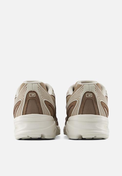 New Balance  - 740 - brown