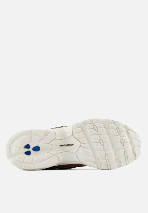 New Balance  - 740 - brown