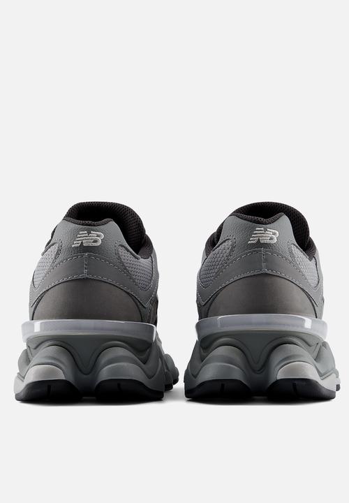 New Balance  - 9060