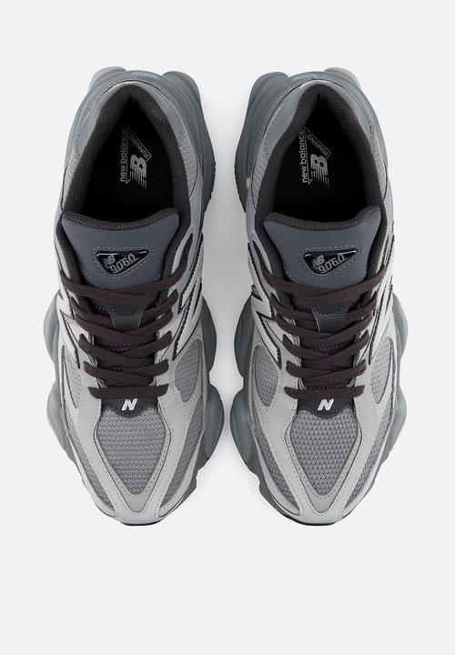 New Balance  - 9060