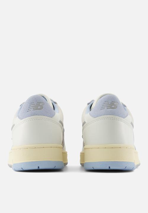New Balance  - 950