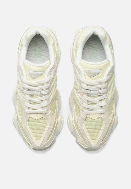 New Balance  - 9060