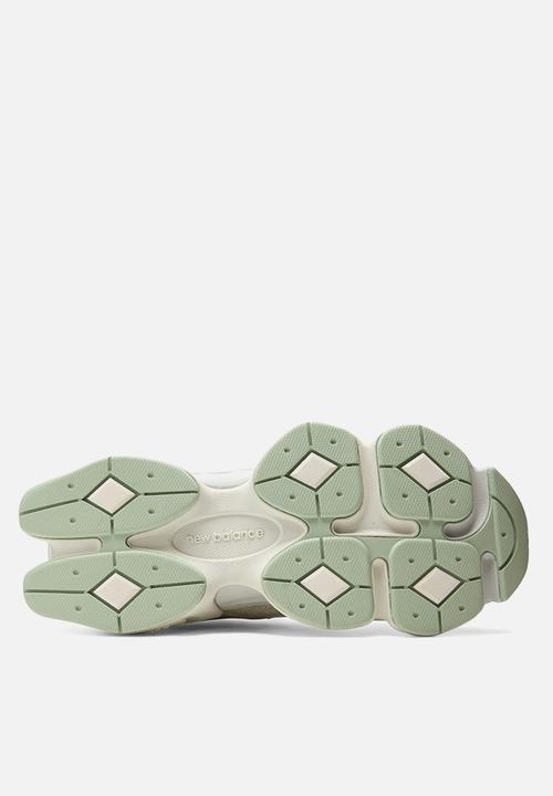 New Balance  - 9060