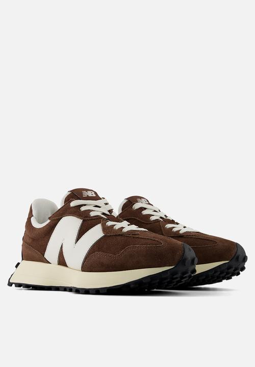 New Balance  - 327