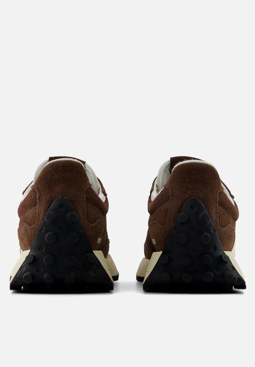 New Balance  - 327