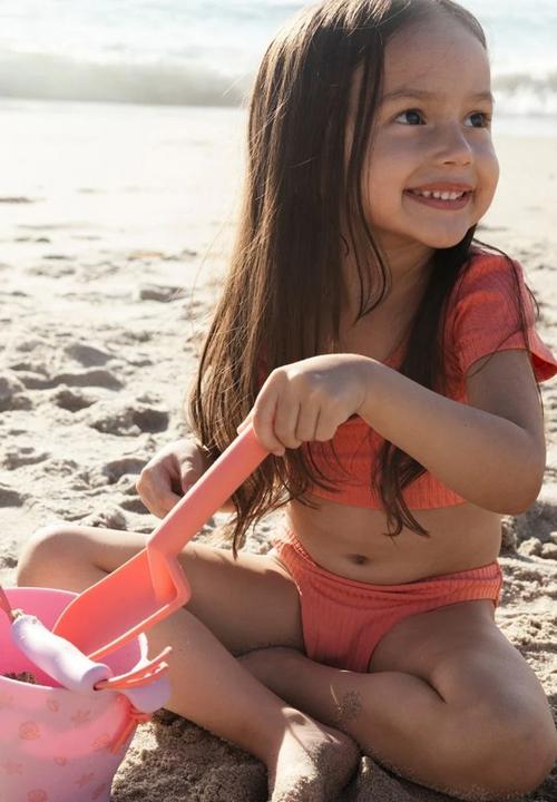Swim Essentials - Silicone Beach Toy Set - Shell Tastic