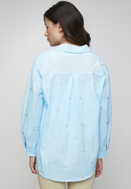 Stella Morgan - L/S Button Through All Over Heart Embroidery Shirt - Pale Blue