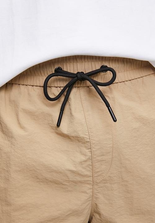 SOVIET - Nylon Shorts - Khaki