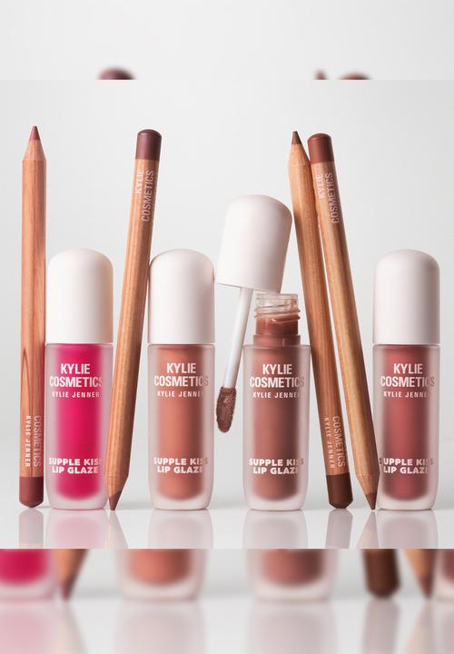 Kylie Cosmetics - Kylie Cosmetics Glossy Lip Kit - Espresso