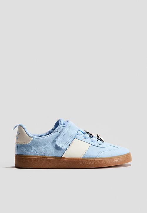 H&M - Motif-detail trainers - light blue/hello kitty