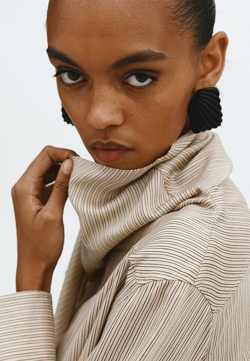 H&M - Linen-blend scarf-collar blouse - beige/striped