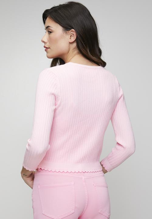 Stella Morgan - 3/4 Sleeve V-Neck Button Through Cardi With Scallop Hem  - Pink