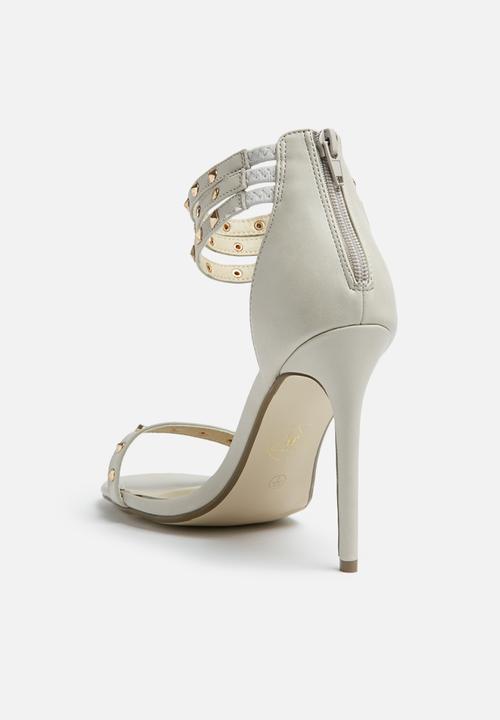 Missguided - Studded ankle strap heel