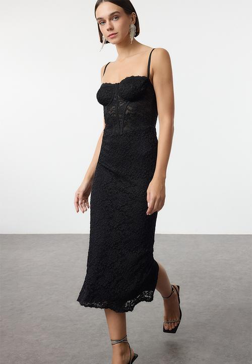 Trendyol - Lace Detail Lined Knit Midi Evening Dress - Black