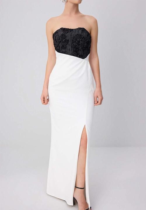 Trendyol - Strapless Straight-Cut Maxi Evening Dress - Black and White