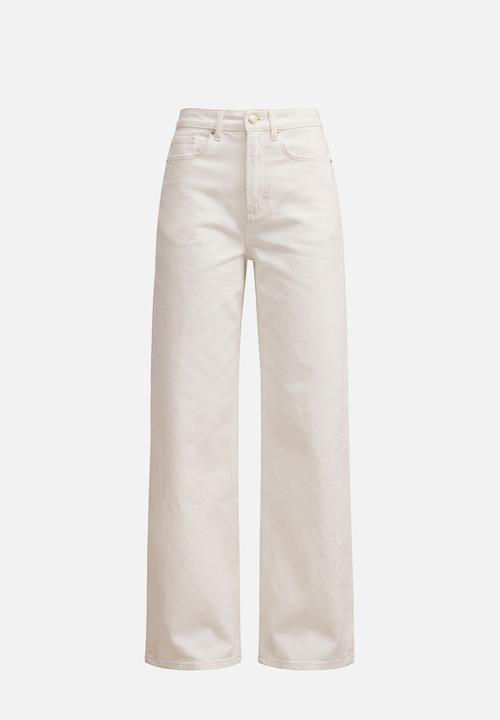 Forever New - Nicki mid-rise straight jeans in off white