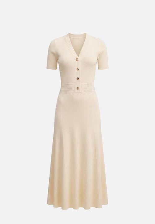 Forever New - Niki v-neck stitch knit dress in lemon yellow